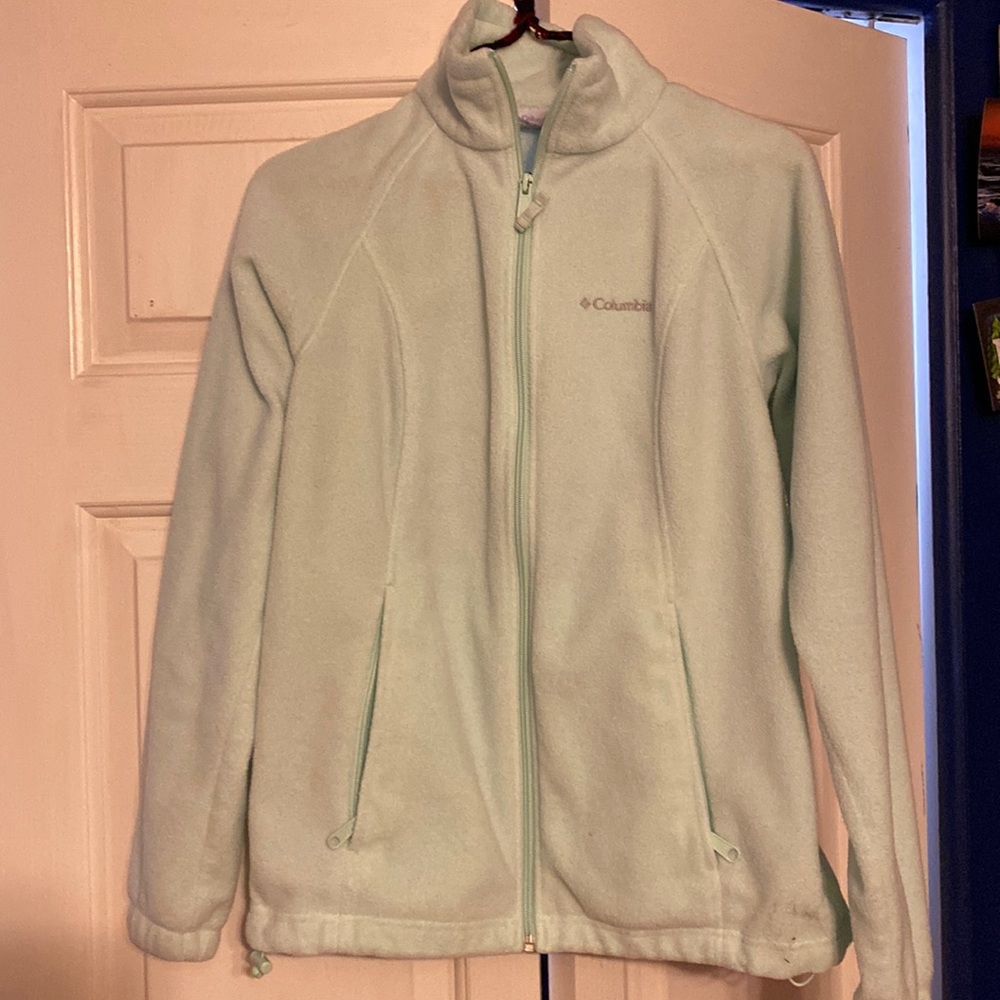 Columbia fleece jacket, size small, mint color, great condition
